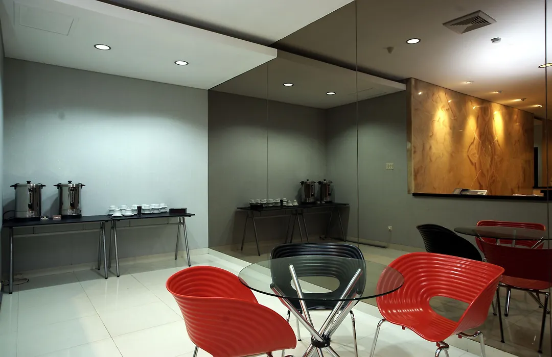 Hotel 88 - Mangga Besar VIII Jakarta By Wh-1