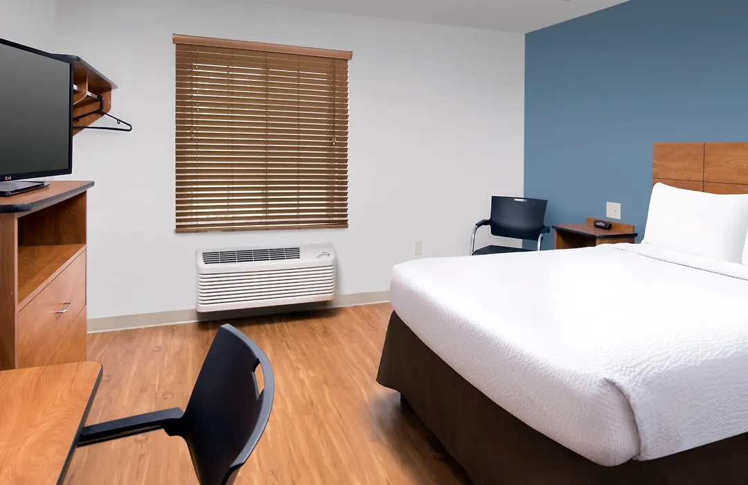 Extended Stay America Select Suites - Cleveland - Airport-1