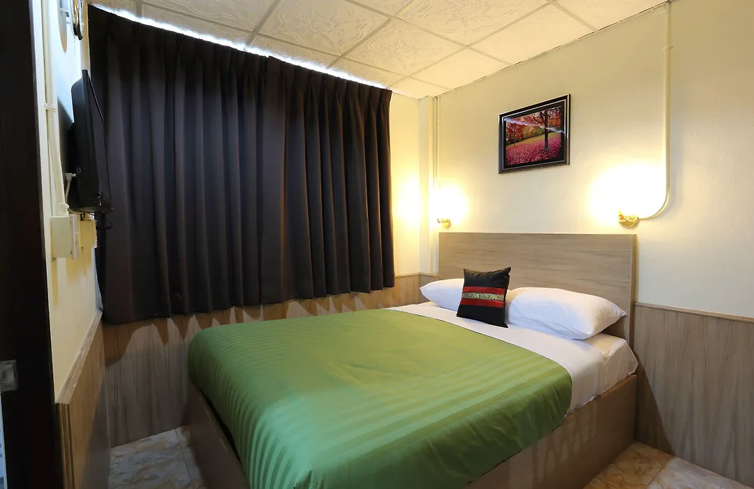 Sukhumvit 20 Guest House-1
