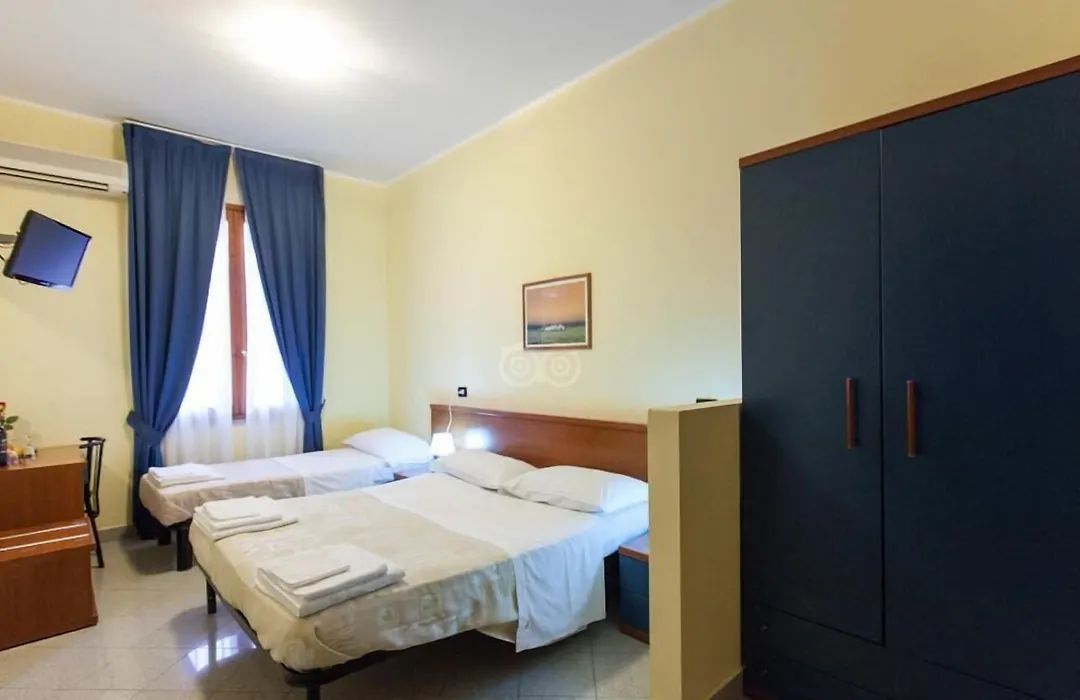 Hotel Greco-1
