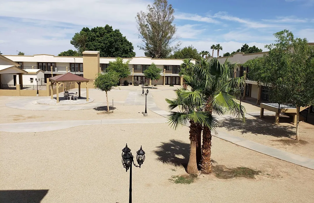 Days Inn By Wyndham Brawley-1