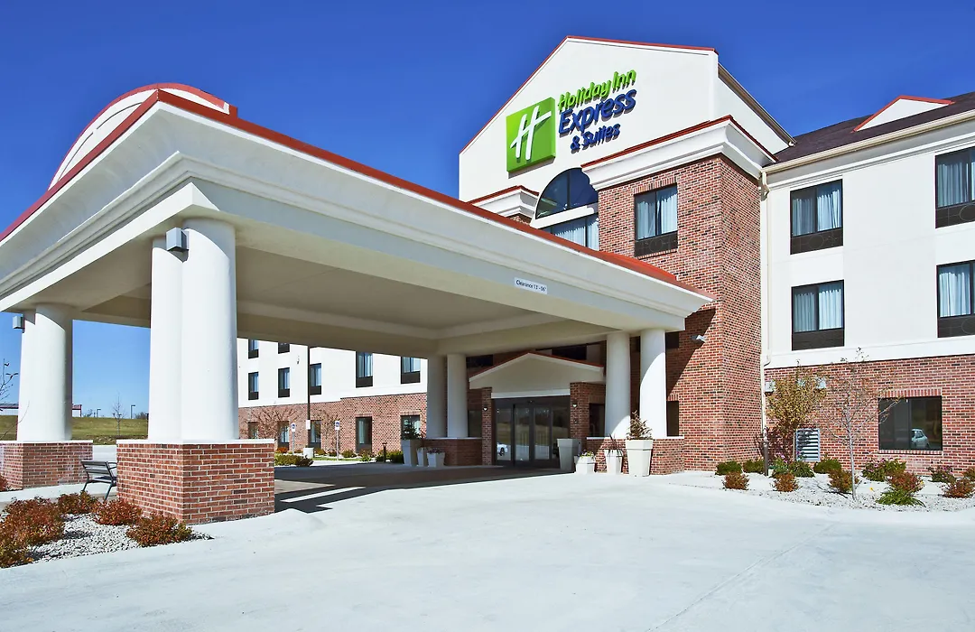 Holiday Inn Express & Suites Springfield By Ihg-1
