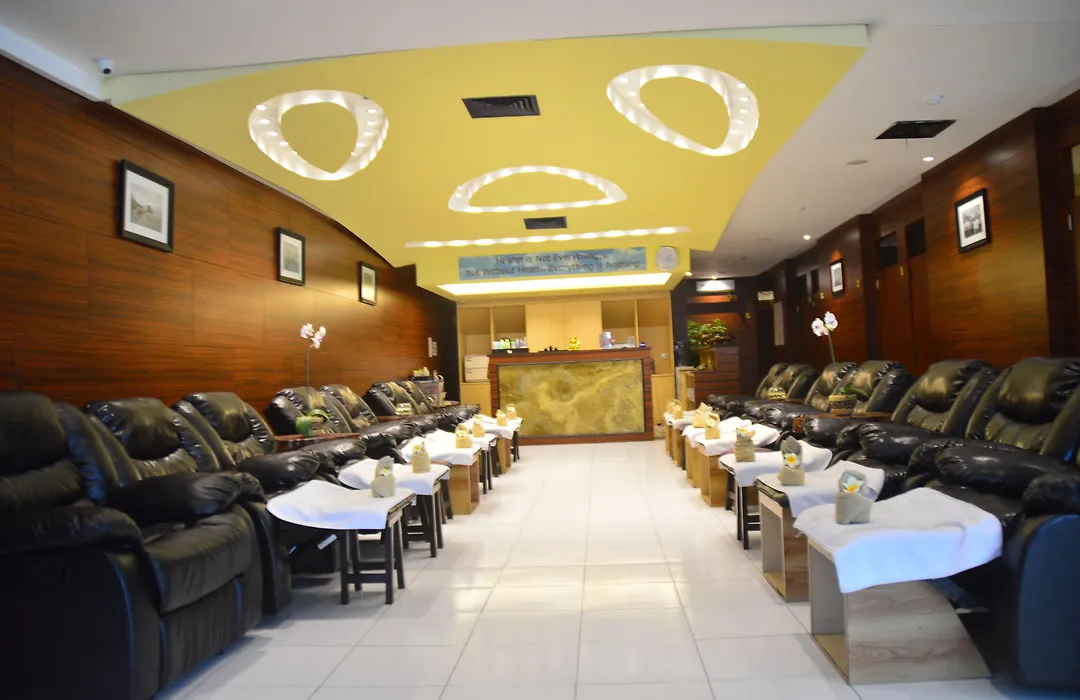 Kutabex Beachfront Hotel-1