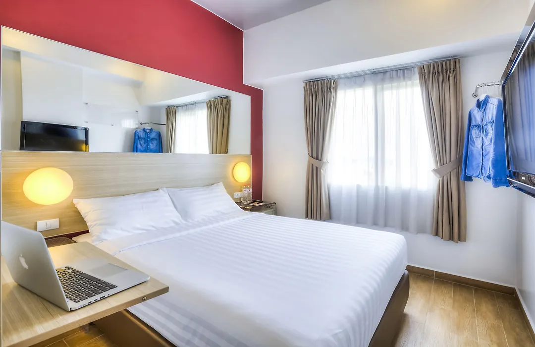 Monoloog Hotel Surabaya-1
