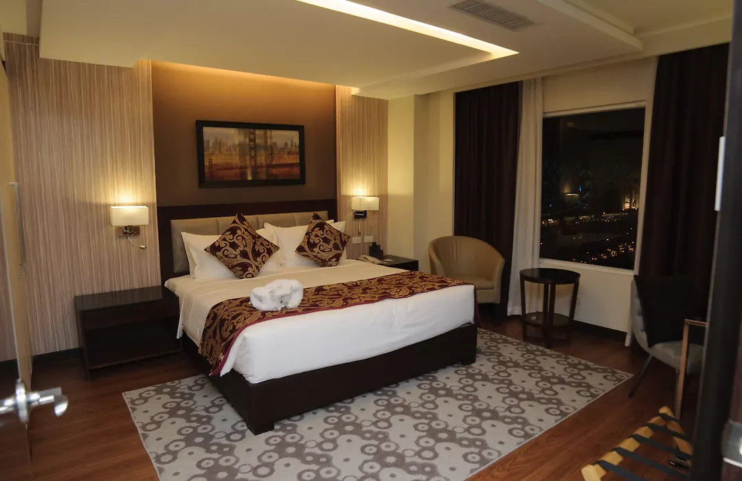 Brentwood Suites-1