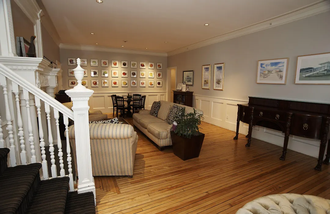 Anchor Inn Beach House-1