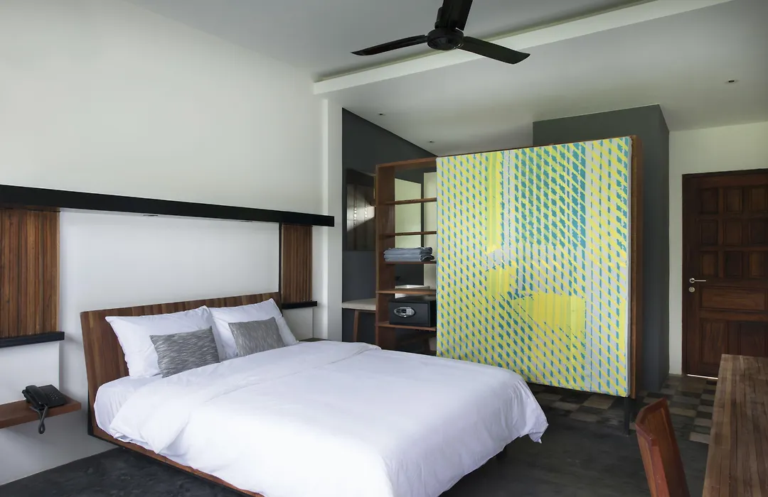 Pages Rooms Hotel-1