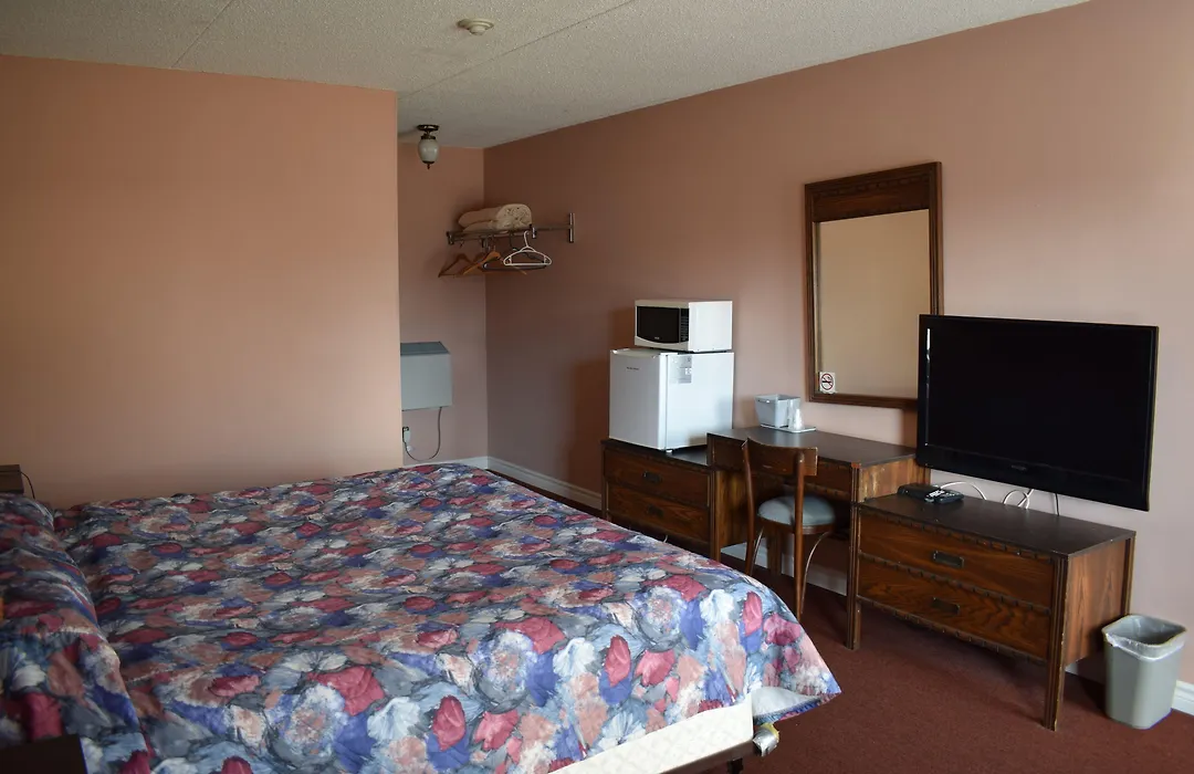 Falls Inn Near Casino Niagara By Oyo-1