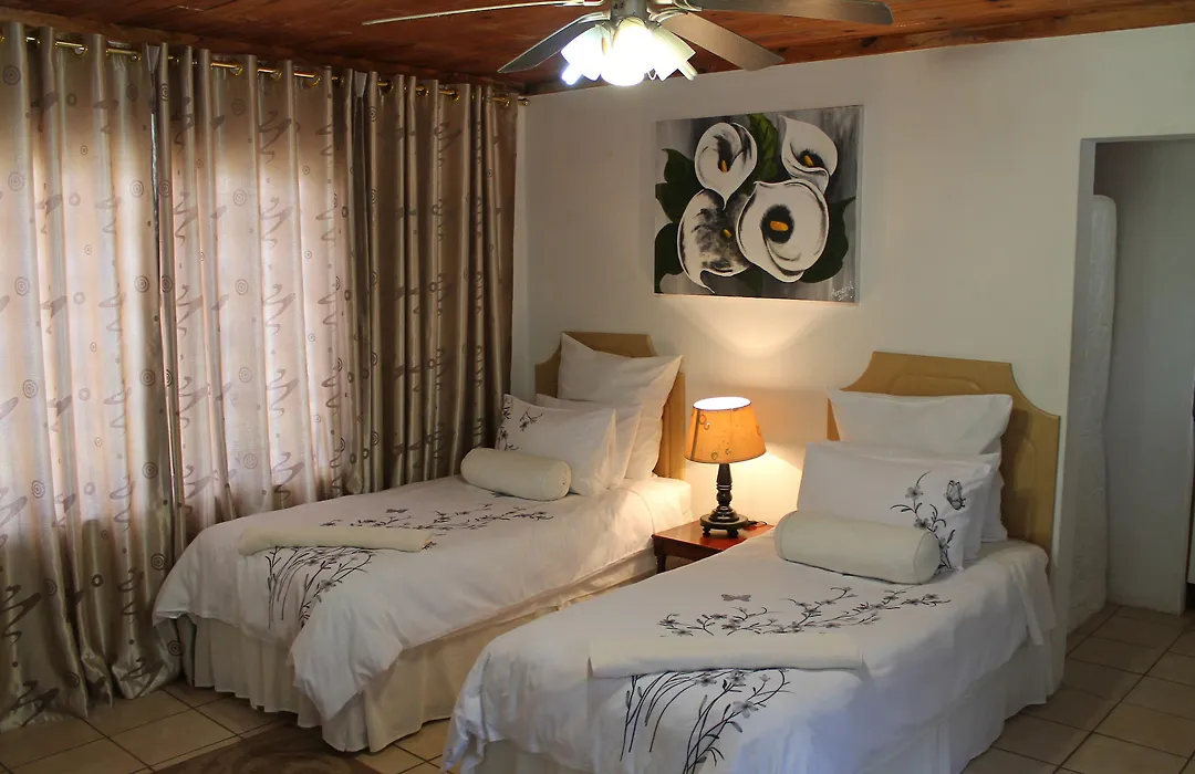 Lincoln Cottages Bnb & Self-Catering-1