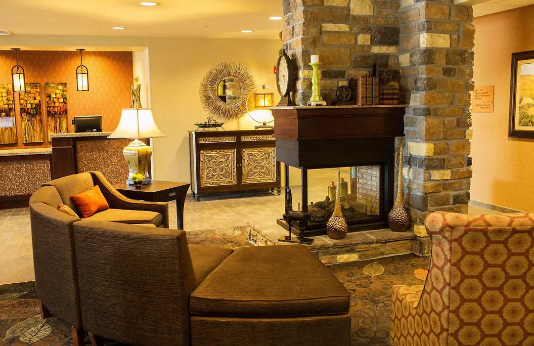 Little Missouri Inn & Suites New Town-1