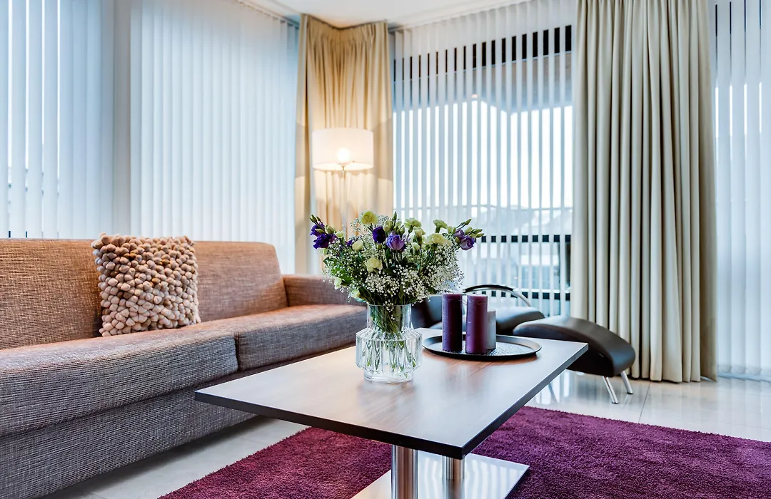 Black Pearl Apartment Hotel-1