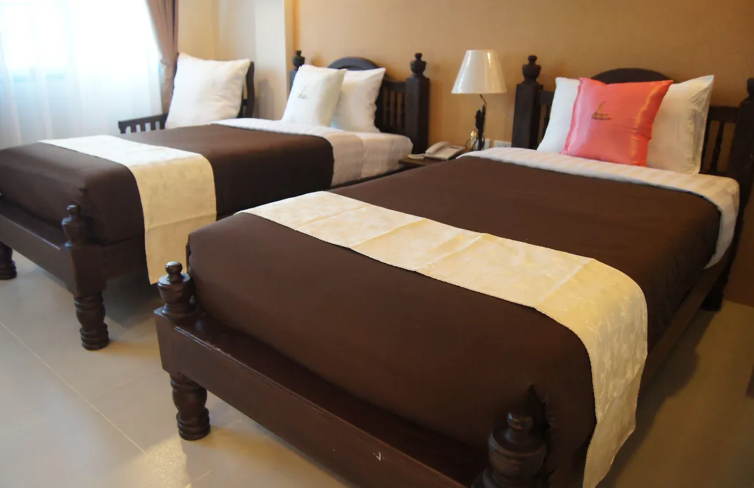 Goldenbell Hotel Chiangmai-1