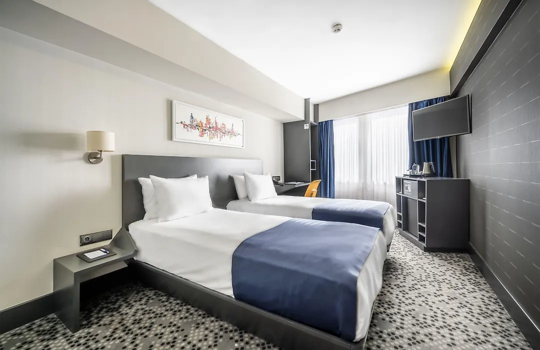 Misa Hotel-1
