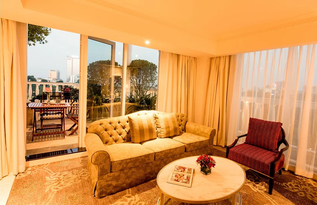 Apricot Hotel-1