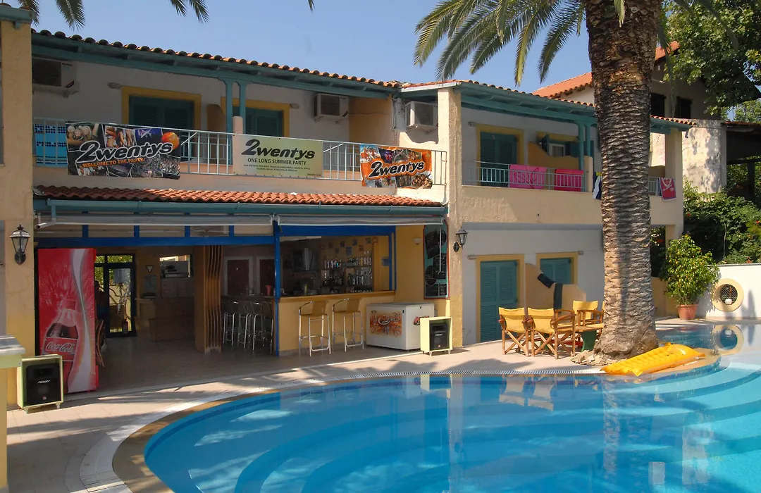 Sirocco Hotel-1
