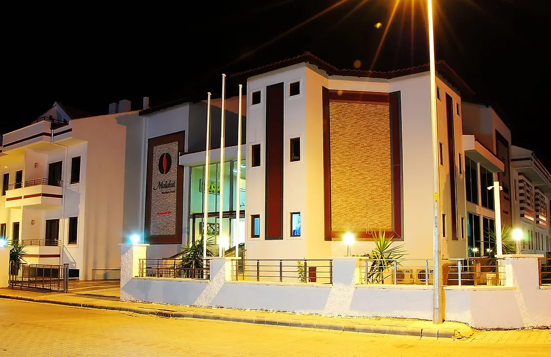 Malahit Exclusive City Hotel-1