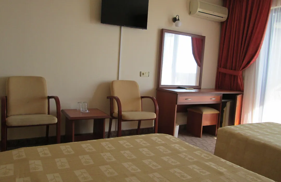 Sunshine Hotel-1