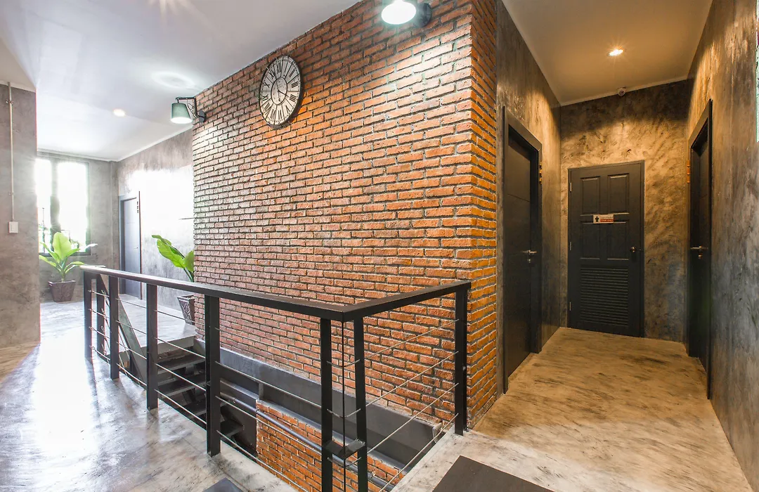 Na Siam Guesthouse-1