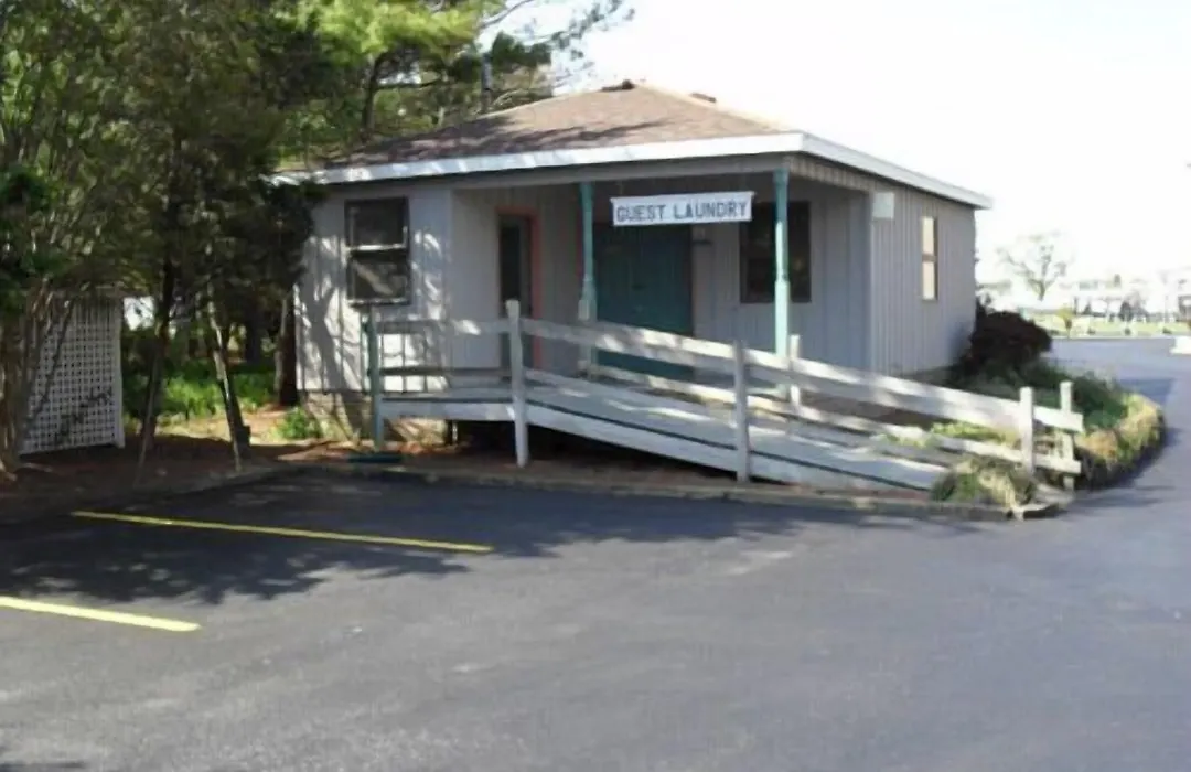 Island Resort-1