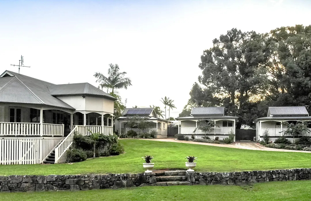 Bangalow Guesthouse-1