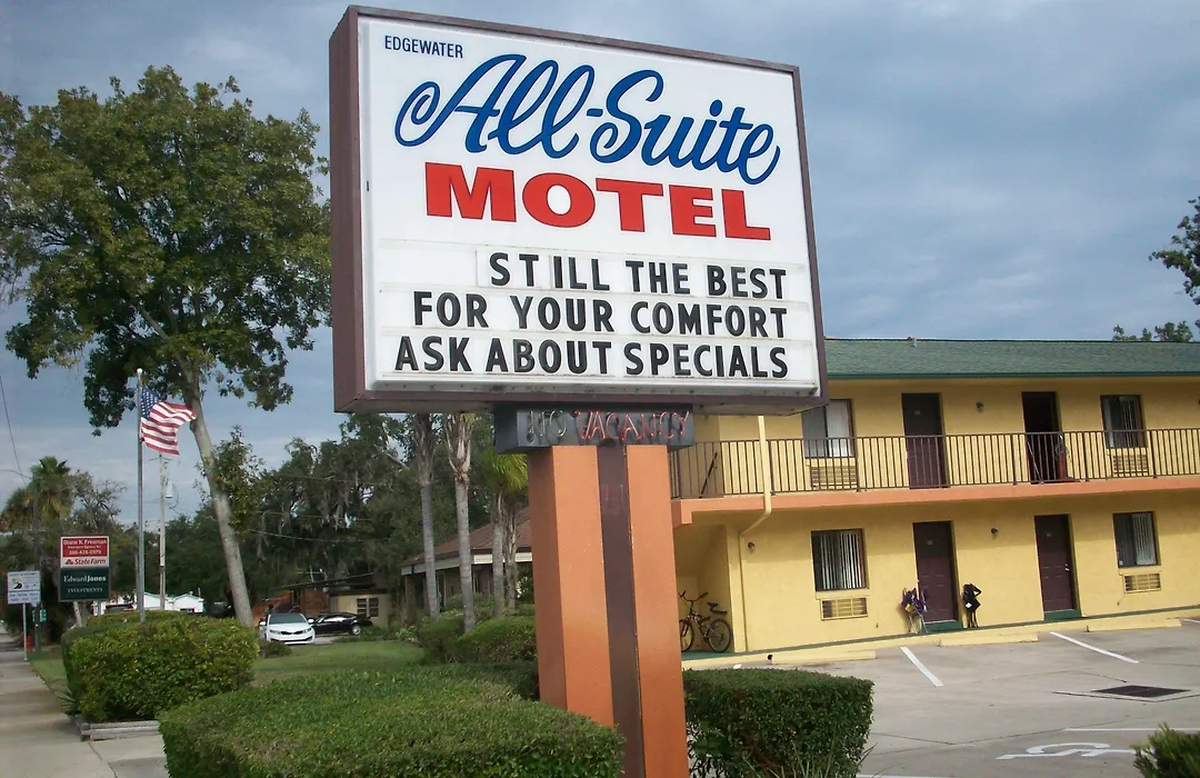 All-Suite Motel-1
