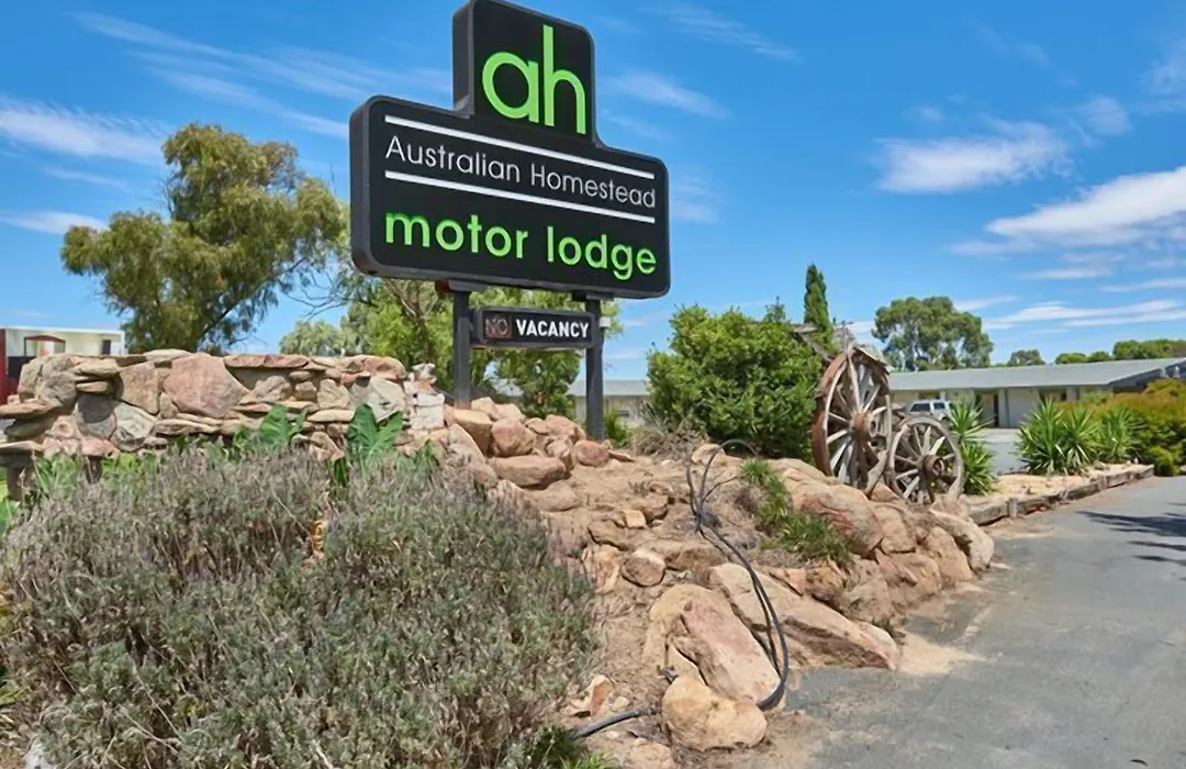 Australian Homestead Motor Lodge-1