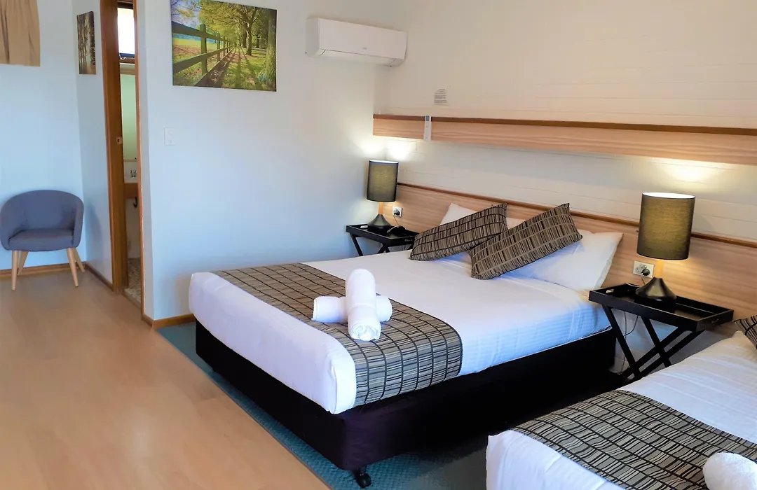 Kurri Motor Inn-1