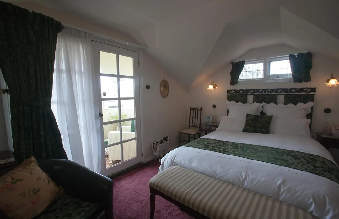 Mornington Bed And Breakfast-1