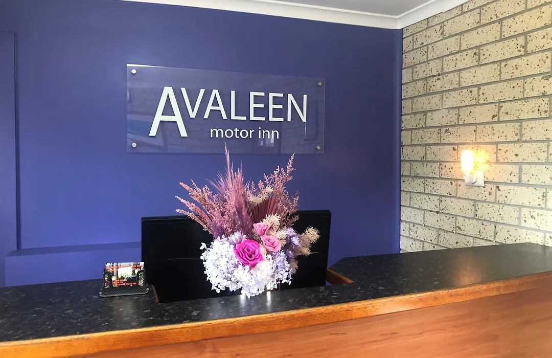Avaleen Lodge Motor Inn-1