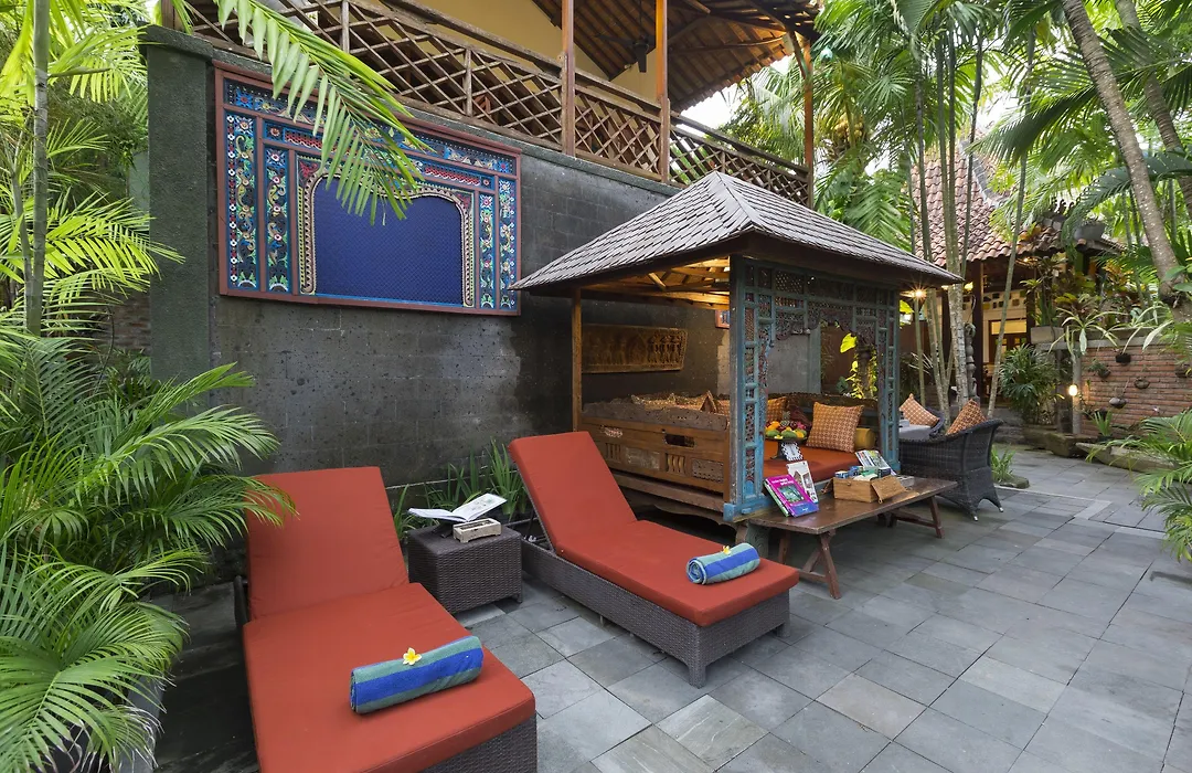 Villa Kampung Kecil Boutique Hotel-1
