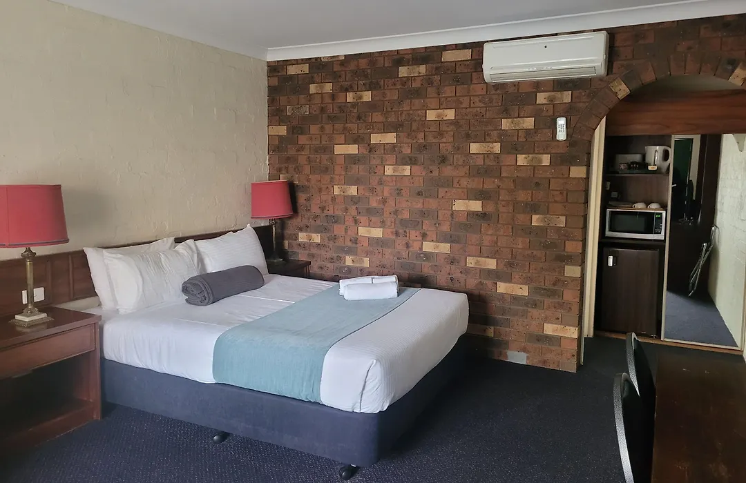 Seaton Arms Motor Inn-1