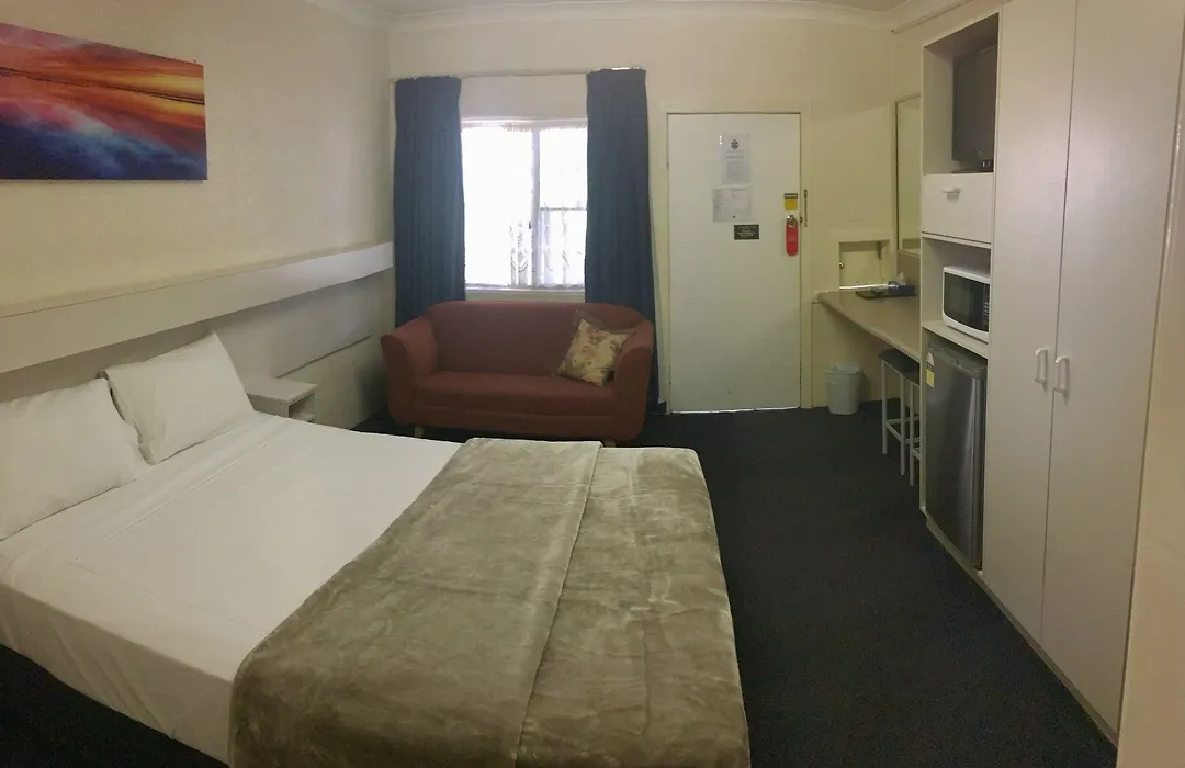 Balonne River Motor Inn-1