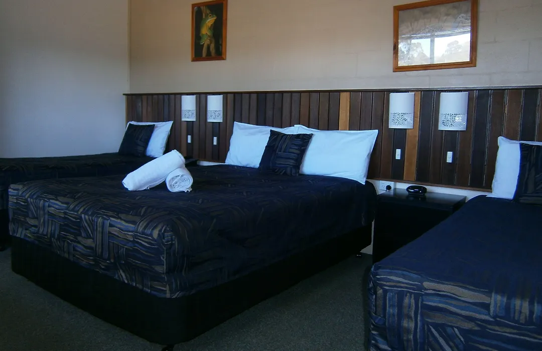 Kellys Motel Oakey-1
