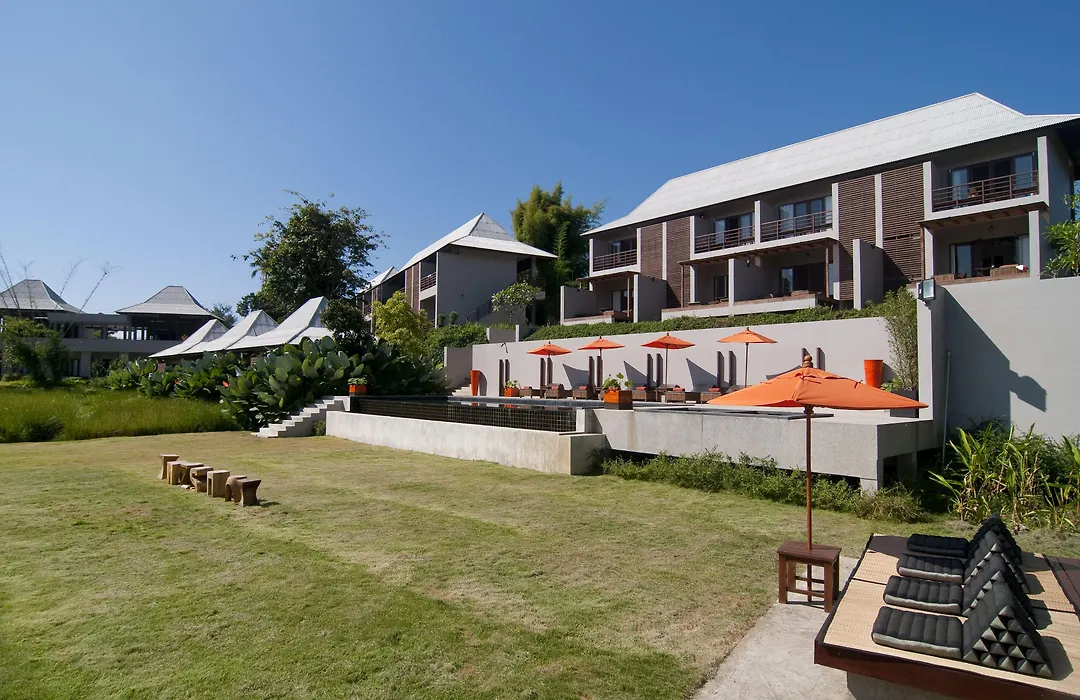 Yoma Hotel, Pai-1