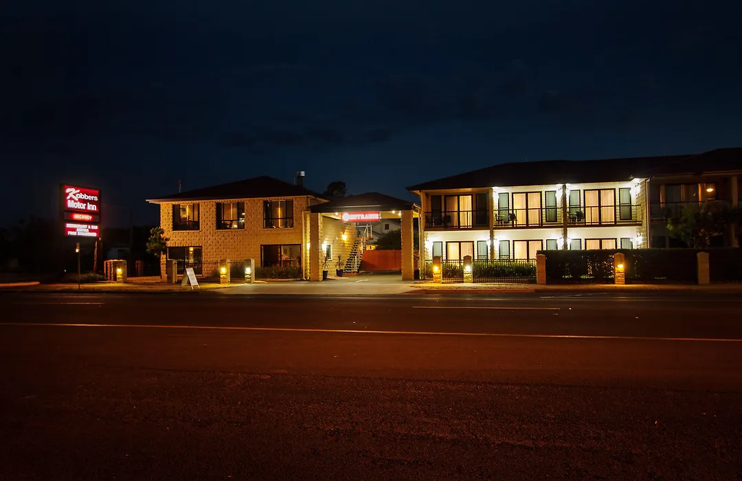 Kobbers Motor Inn-1