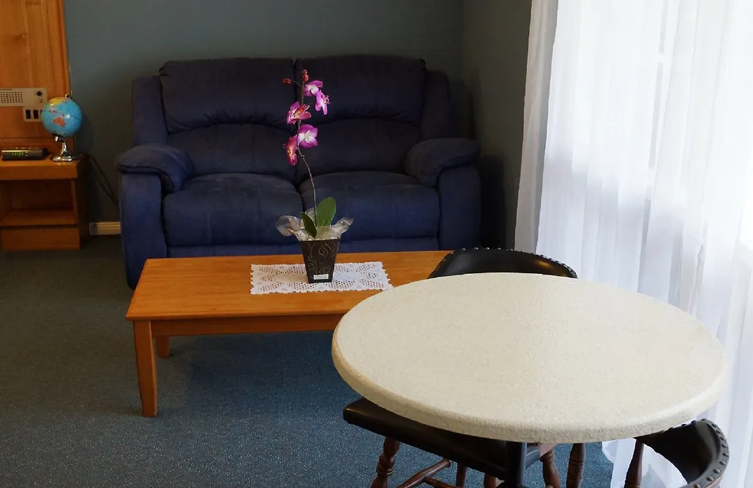 Golden Leaf Motel-1