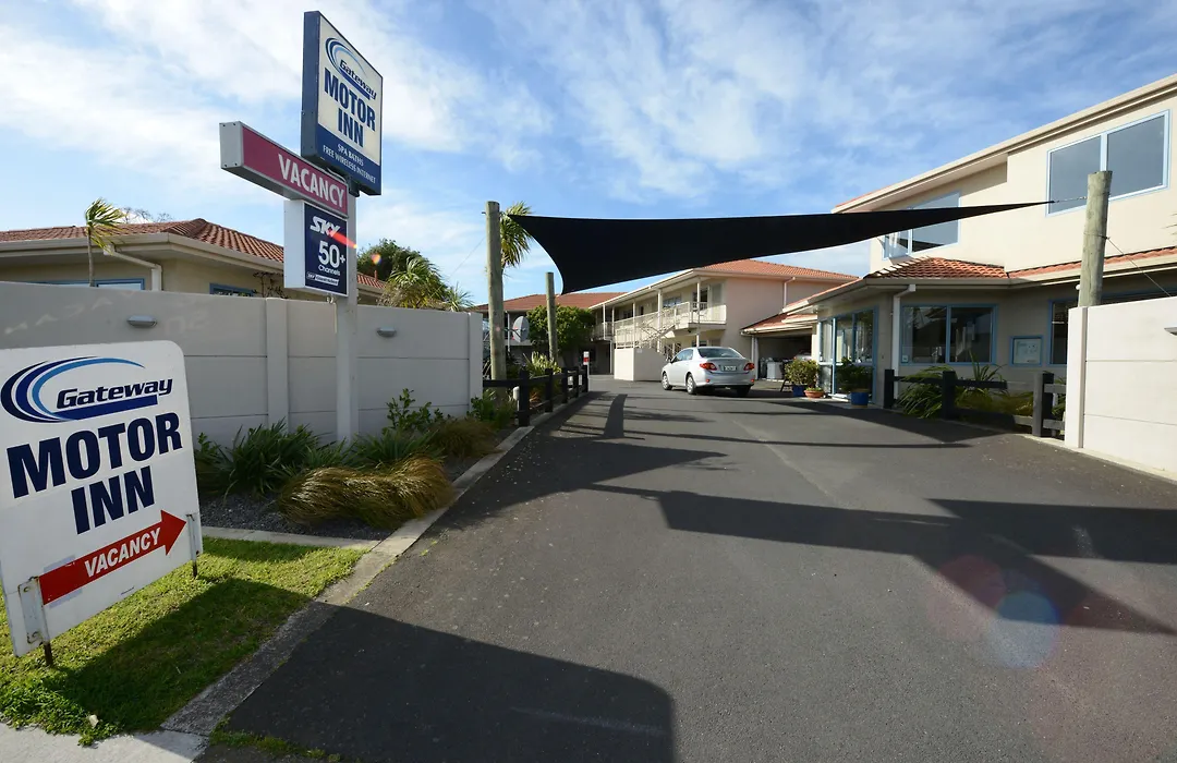 Gateway Motor Inn-1
