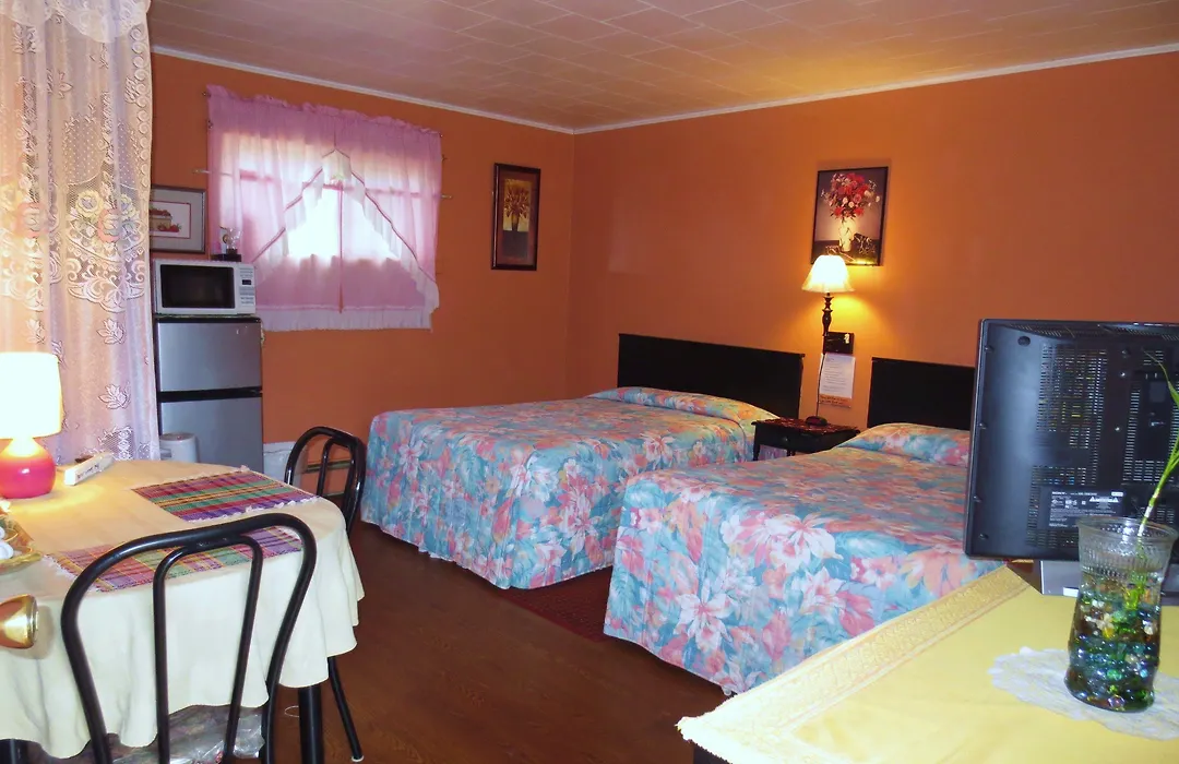 Four Seasons Motel-1