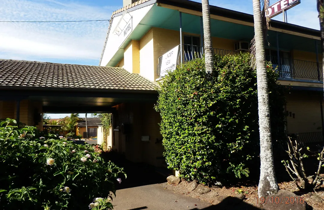 Flying Spur Motel-1