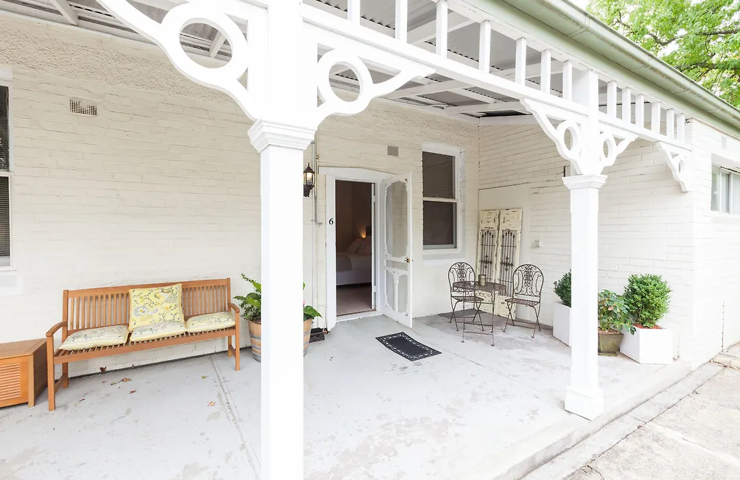 Yarra Gables-1