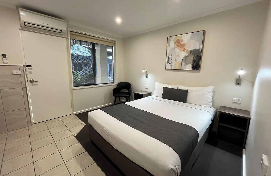 Ryley Motor Inn-1