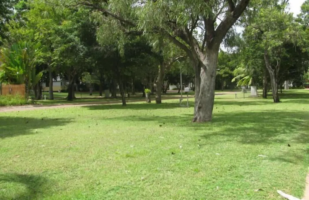 Ivanhoe Village Caravan Resort-1
