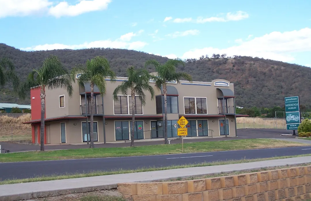 Abraham Lincoln Motel-1