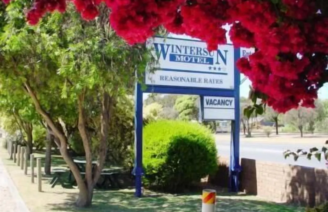 Wintersun Motel-1