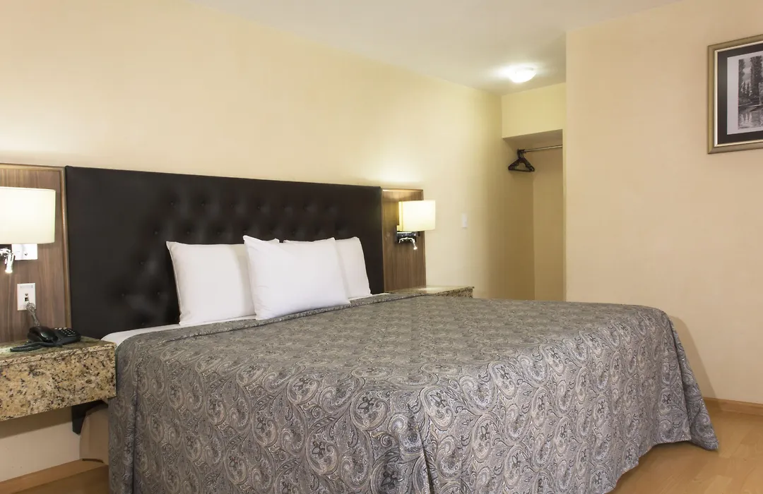 Hotel Castropol-1