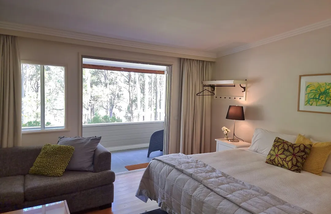 Elfin Hill Vineyard Accommodation-1