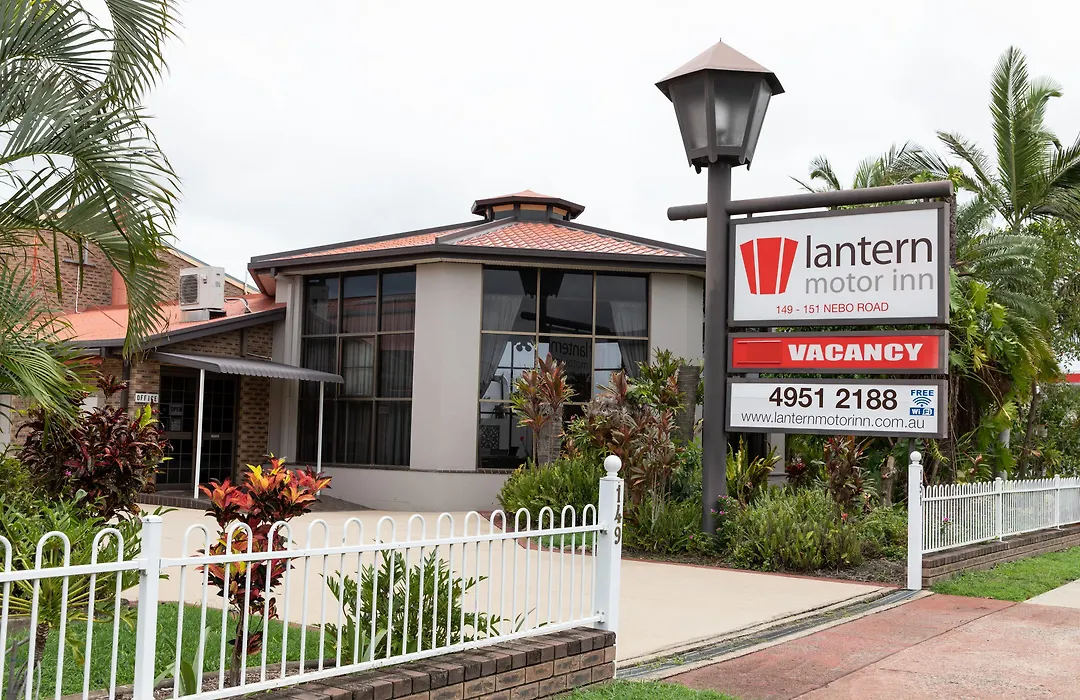 Lantern Motor Inn-1