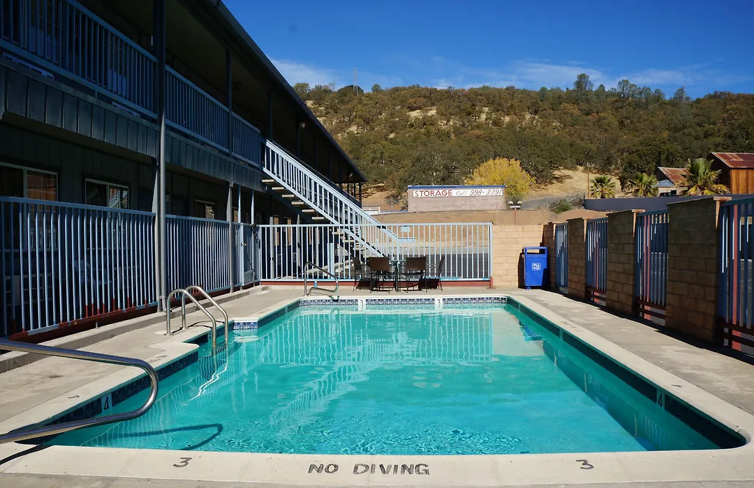 Lake Point Lodge-1