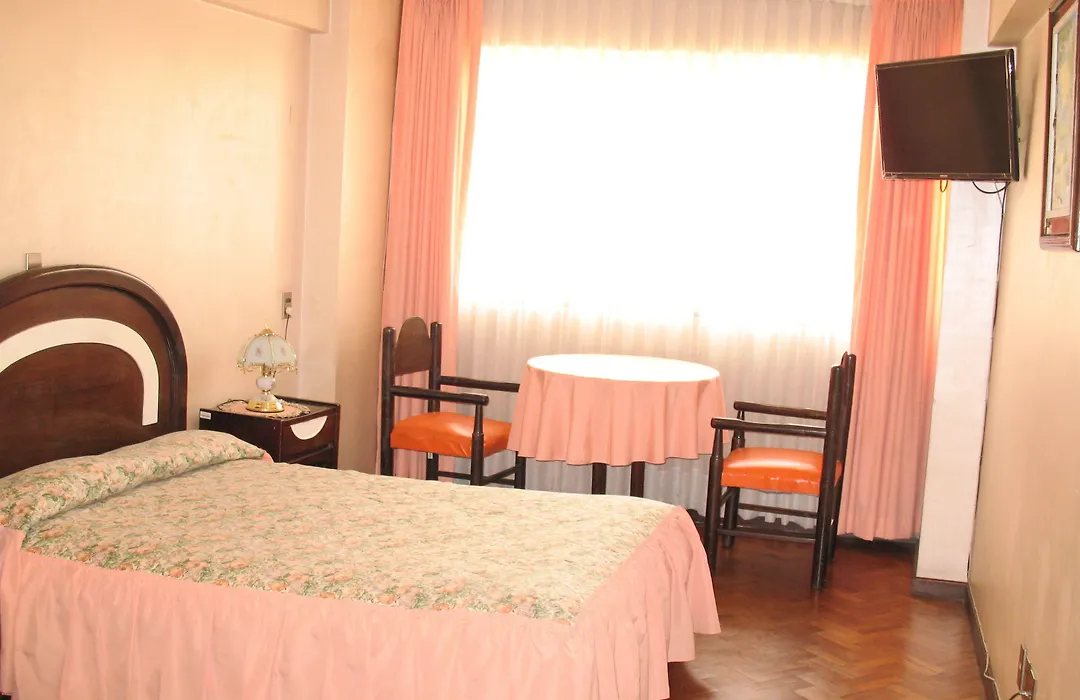 Hotel La Joya-1