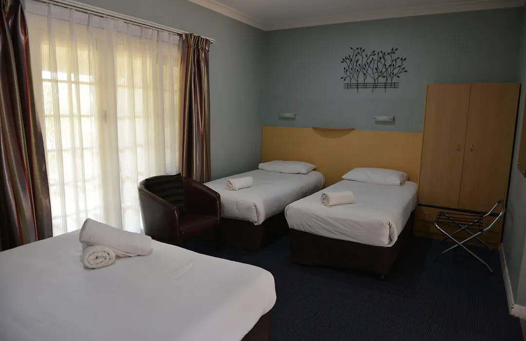 Poplars Inn Mittagong-1